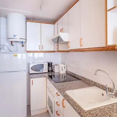 Hola Apartment *